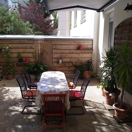 Cosy Rare 2 Bedroom Apartment Around A Private Garden Neuilly-sur-Seine Luaran gambar