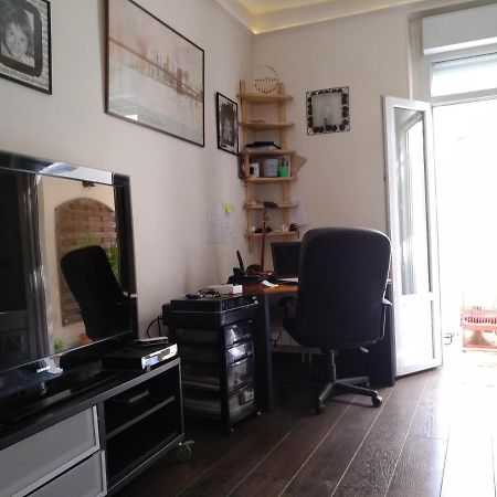 Cosy Rare 2 Bedroom Apartment Around A Private Garden Neuilly-sur-Seine Luaran gambar