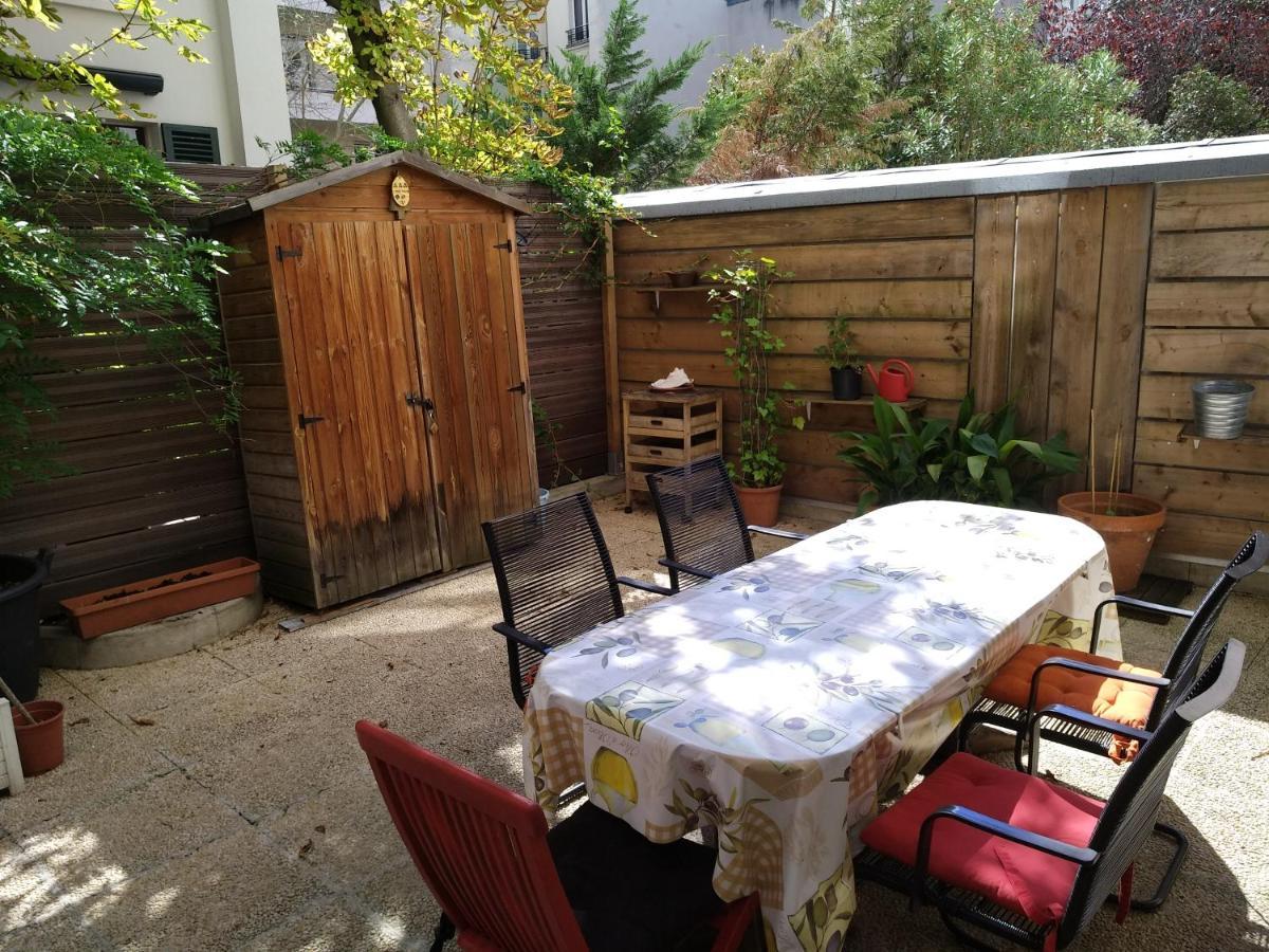 Cosy Rare 2 Bedroom Apartment Around A Private Garden Neuilly-sur-Seine Luaran gambar